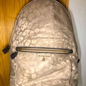 MICHAEL KORS Kelsey Large Leopard Nylon Backpack* In great condition.